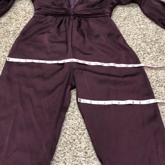 Ieena for Mac Duggal Plunge V-Neck Puff Long Sleeve Jumpsuit Size 8 Plum Purple - Picture 10 of 12